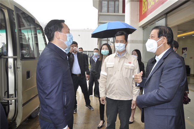 疫情期间慰问关怀、支持珠钢发展壮大——姚奕生市长一行调研珠海基地